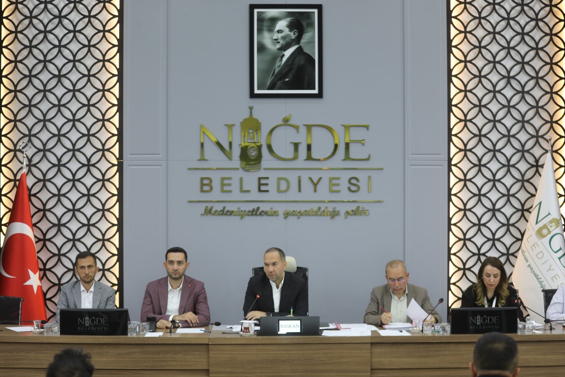 Başkan Emrah Özdemir'den Tarihi Mali Başarı